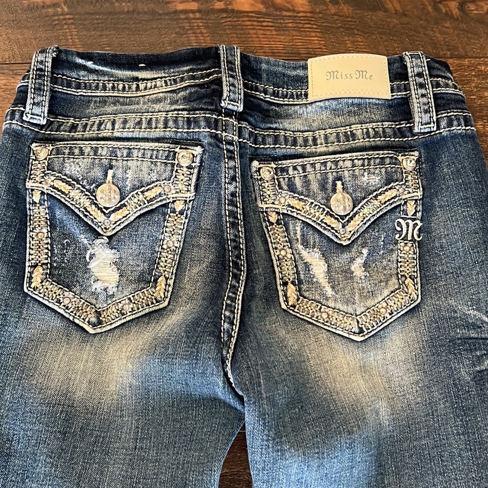 Miss Me low rise ankle skinny jeans. Size 27. - Picture 6 of 8